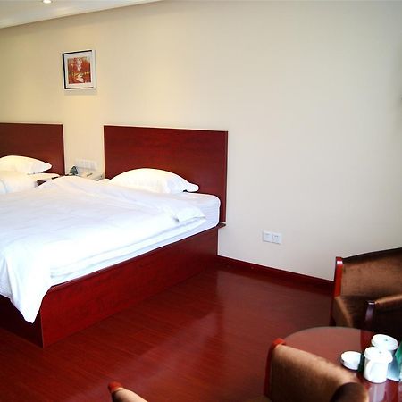 Greentree Inn Jiangsu Wuxi Hubin Business Street Business Hotel Exterior photo
