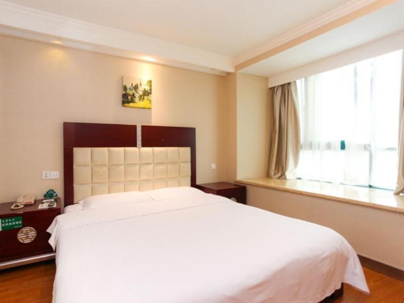 Greentree Inn Jiangsu Wuxi Hubin Business Street Business Hotel Exterior photo
