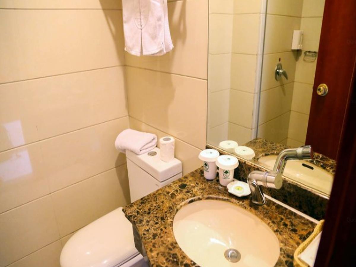 Greentree Inn Jiangsu Wuxi Hubin Business Street Business Hotel Exterior photo