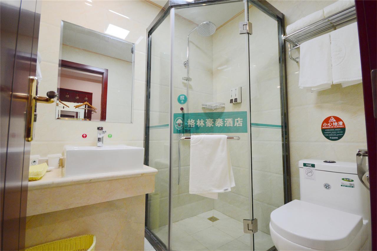 Greentree Inn Jiangsu Wuxi Hubin Business Street Business Hotel Exterior photo