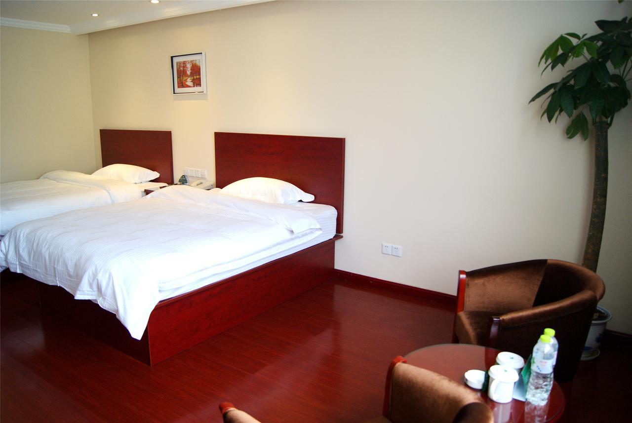Greentree Inn Jiangsu Wuxi Hubin Business Street Business Hotel Exterior photo