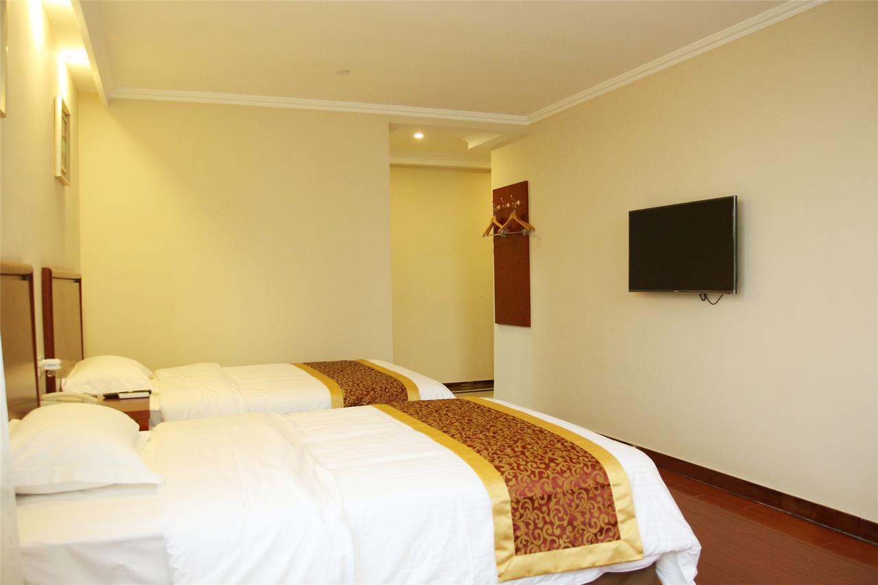 Greentree Inn Jiangsu Wuxi Hubin Business Street Business Hotel Exterior photo